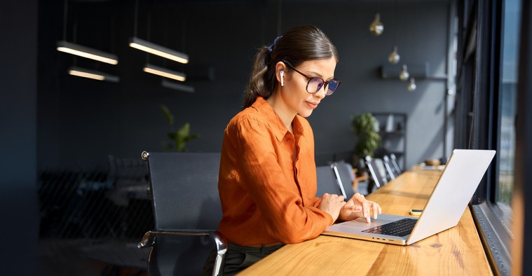 Business English Vocabulary: 30 Smart Words and Phrases You’ll Hear at Work